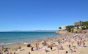 Moderno Apartamento Con Piscina En Playa Salou
